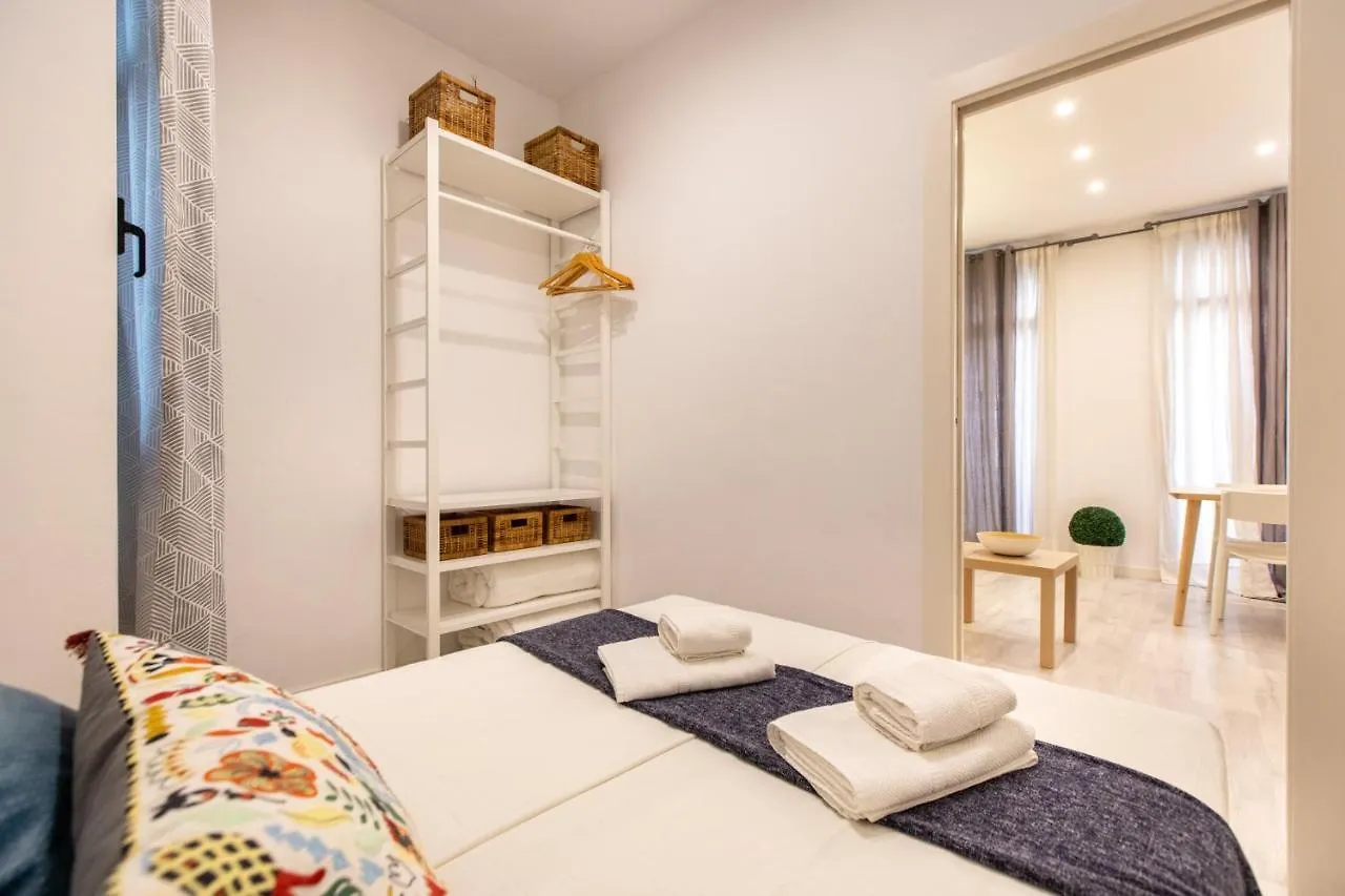 Pere Serafi 2 Bedroom Apartment Barcelone