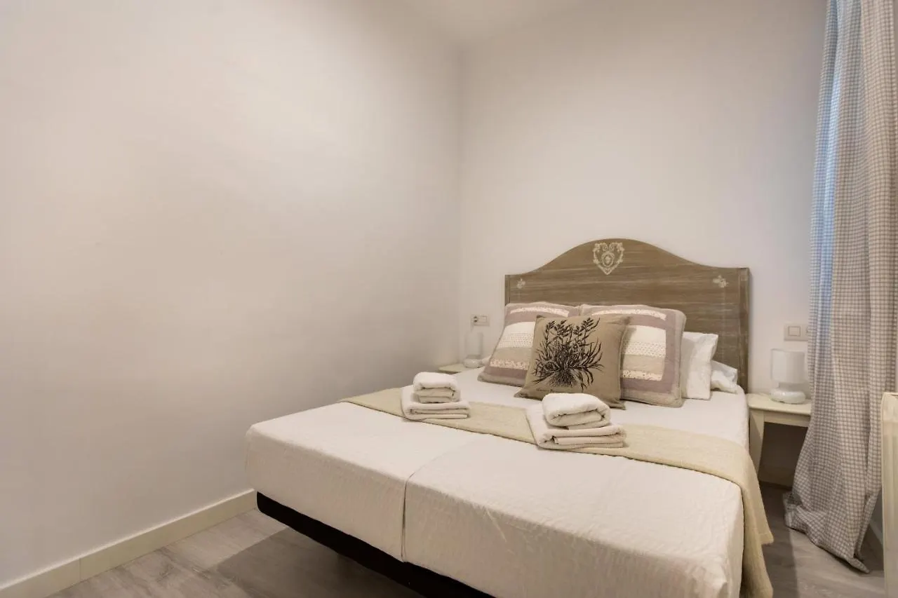 Pere Serafi 2 Bedroom Apartment Barcelone